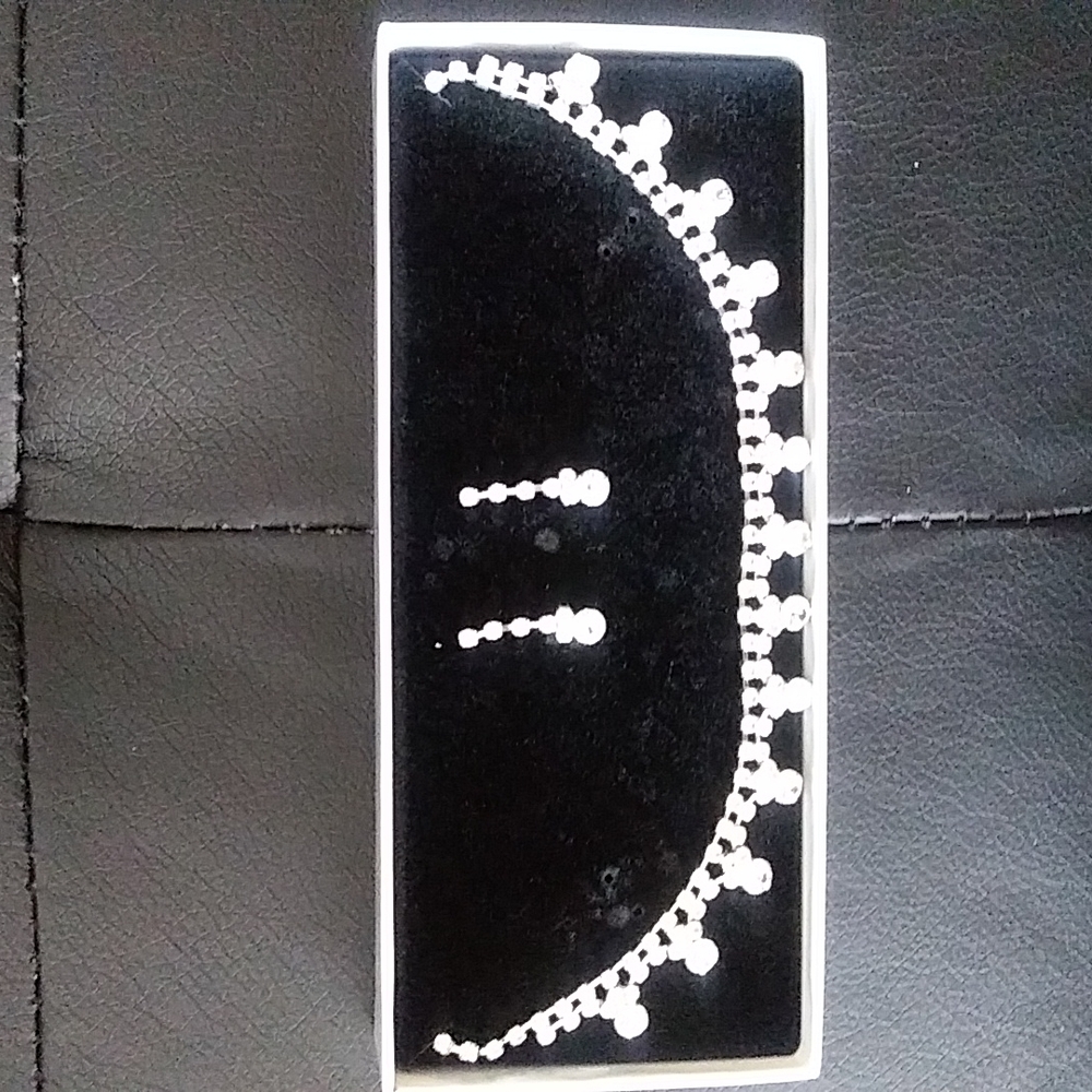Jewelry Set with Boxes - Picture 2 of 4